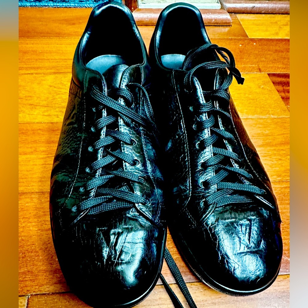 black men’s shoes size 7 in Louis Vuitton